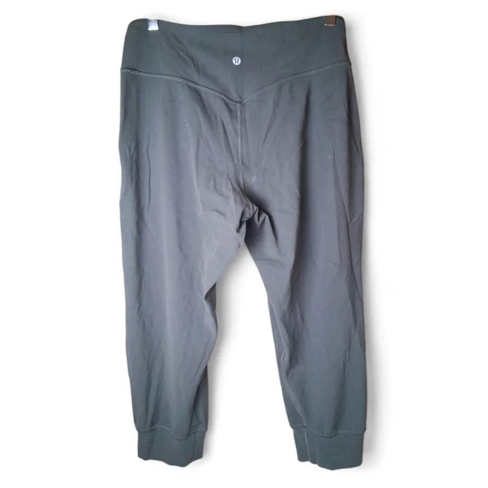 Lululemon Athletica Gray Jogger Pants 23 Size 10